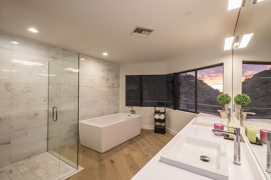 Large Bathroom after working with a Bathroom Remodeling Contractor in Scottsdale, AZ